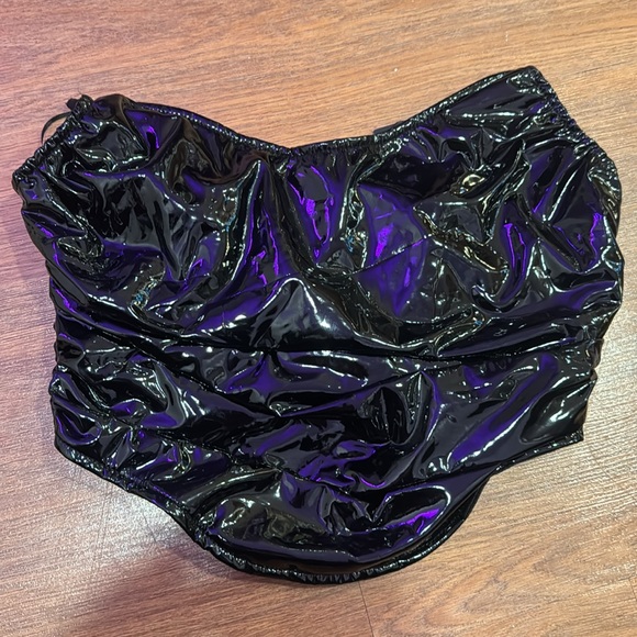 Latex corset - Picture 5 of 6